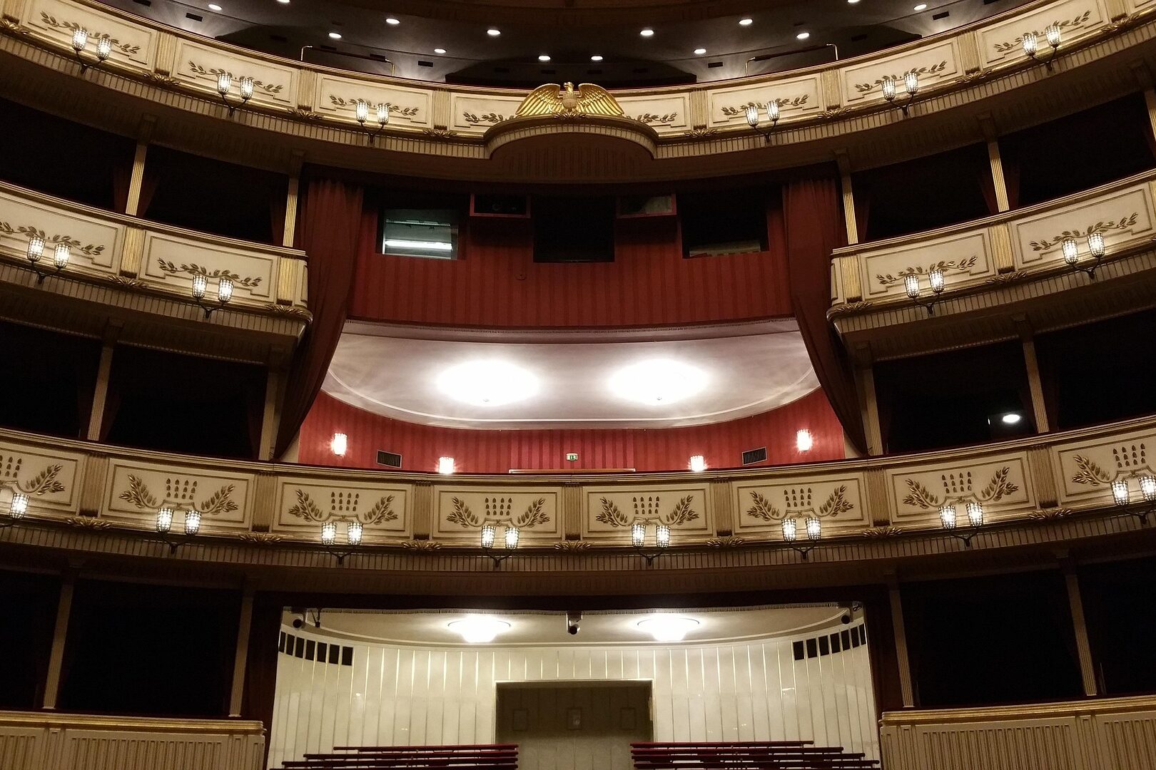 Wiener Staatsoper innen